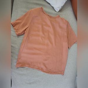 Vintage Eatons 100% peach/coral Silk short sleeve blouse size 6 petit